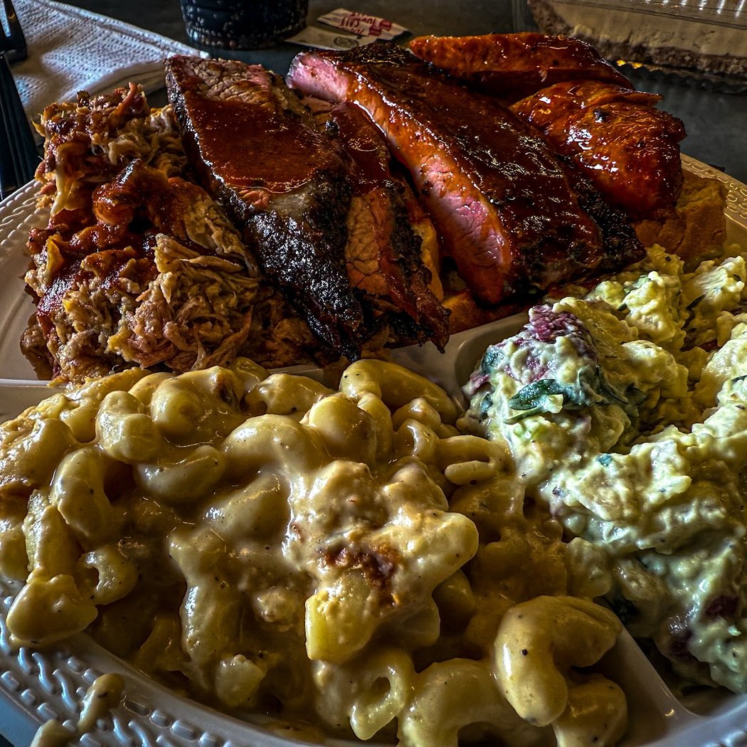 Willard's Real Pit BBQ 1
